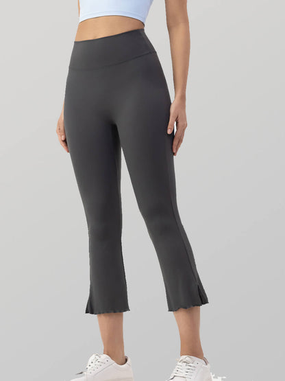 Sculpt Split Flare Capri