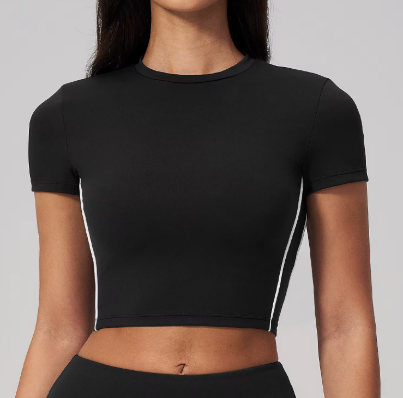 Cloud Sculpt Crop Tee
